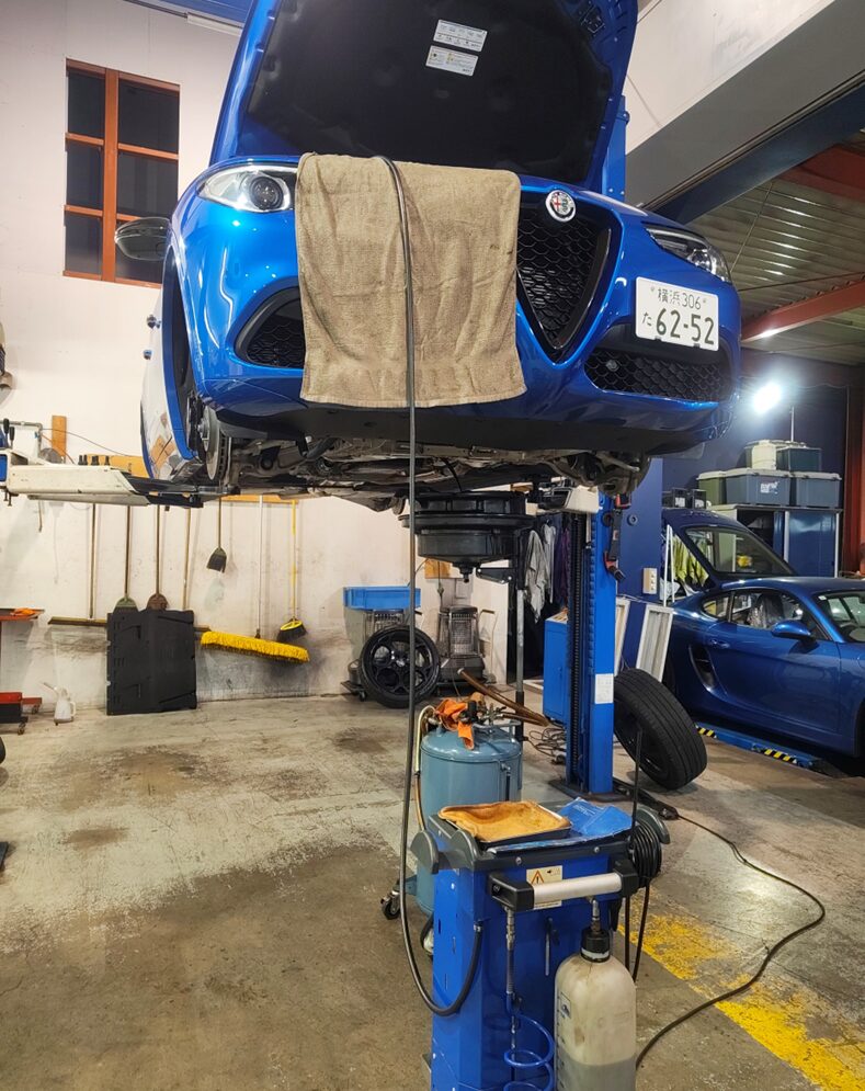 アルファロメオ　ブレーキフルード交換・エア抜き