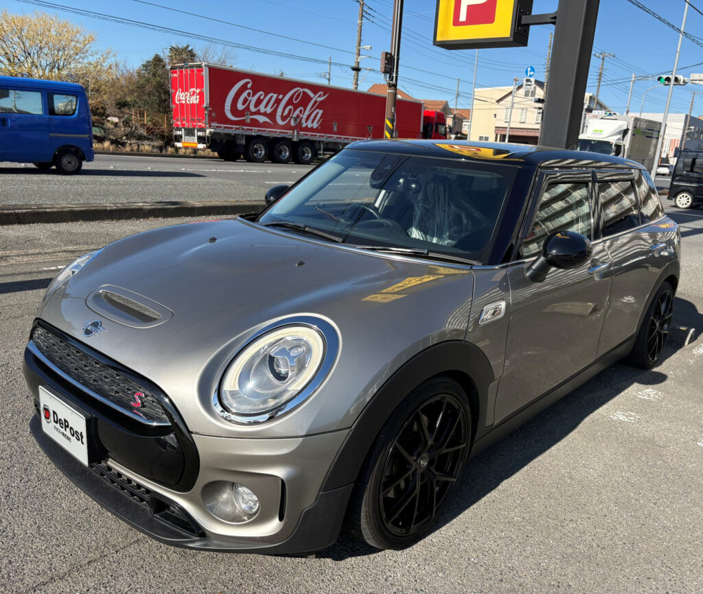 MINI　クラブマン　外観
