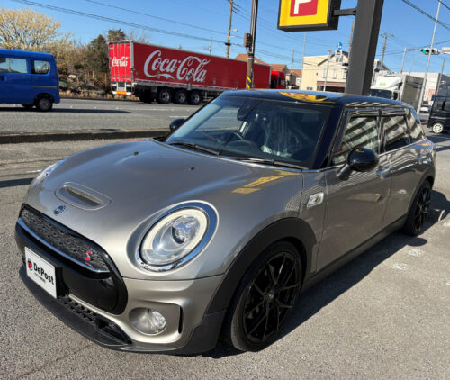 MINI　クラブマン　外観