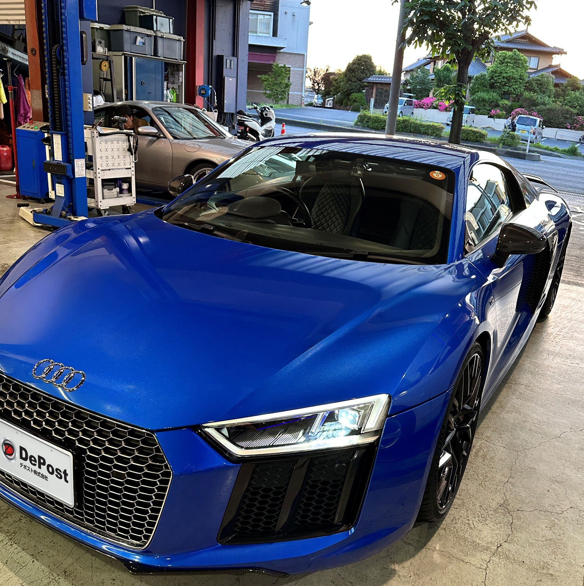 r8外観