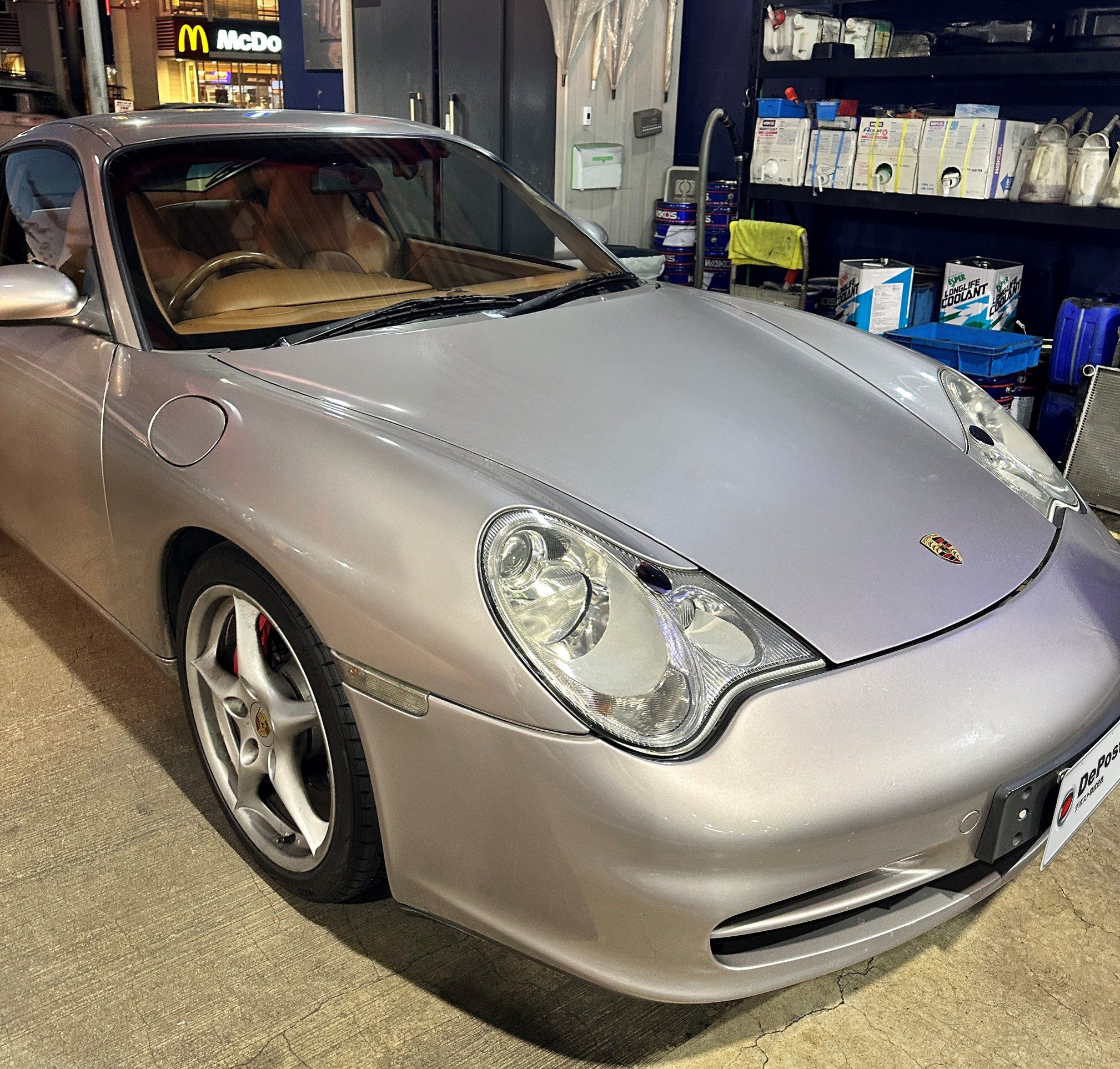 996外観