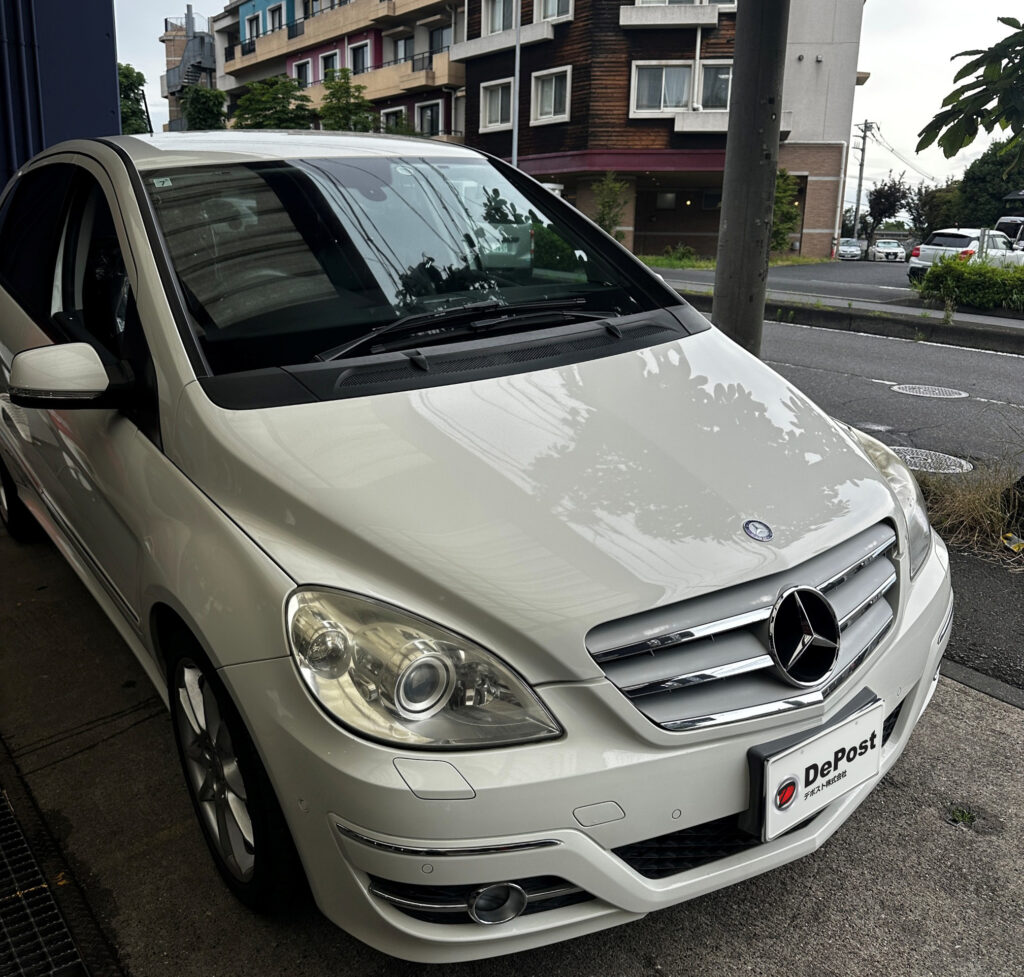 b200外観
